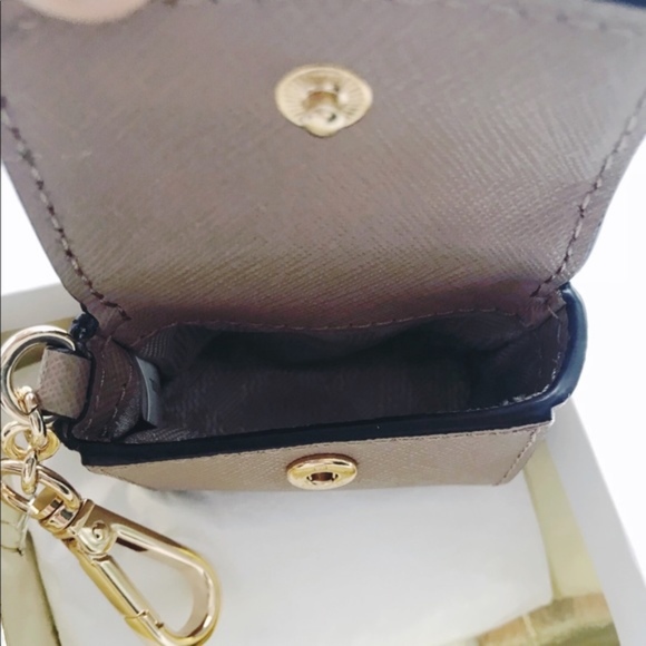 SOLD Michael Kors Purse Keychain ✨Brand New! - Picture 4 of 6